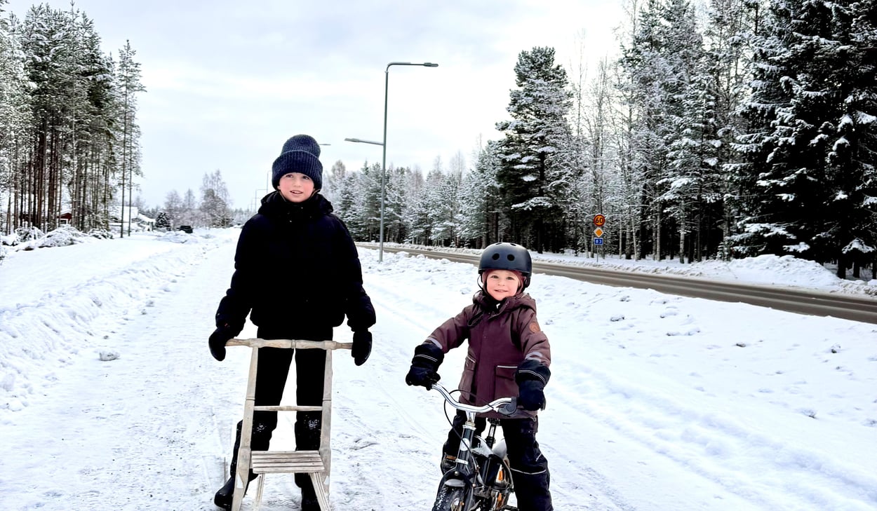 En ny gång- och cykelväg mellan Rolfhamre och Nore i Ljusdal gör det tryggare att cykla längs väg 83.